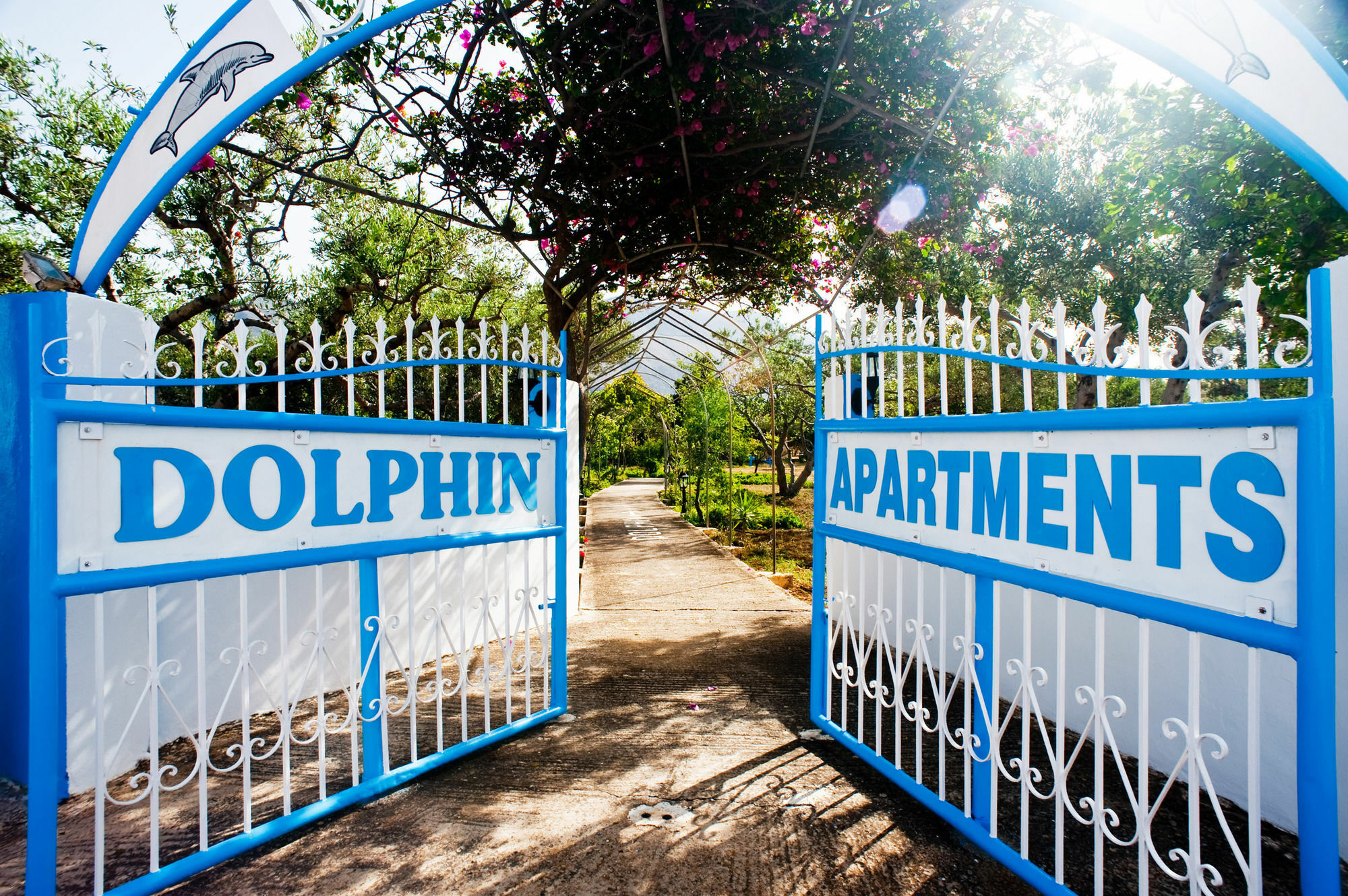 Dolphin Apartments Frangocastelo Екстер'єр фото